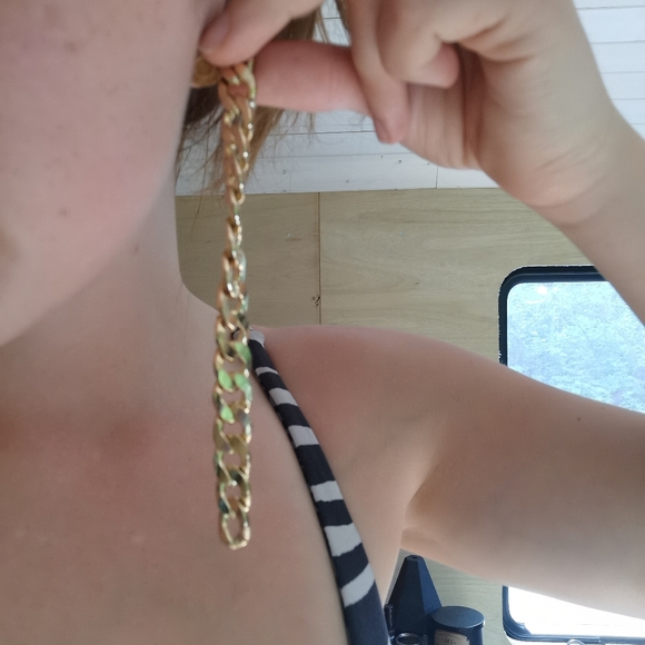 Gold Chain Earrings - Picture 3 of 3